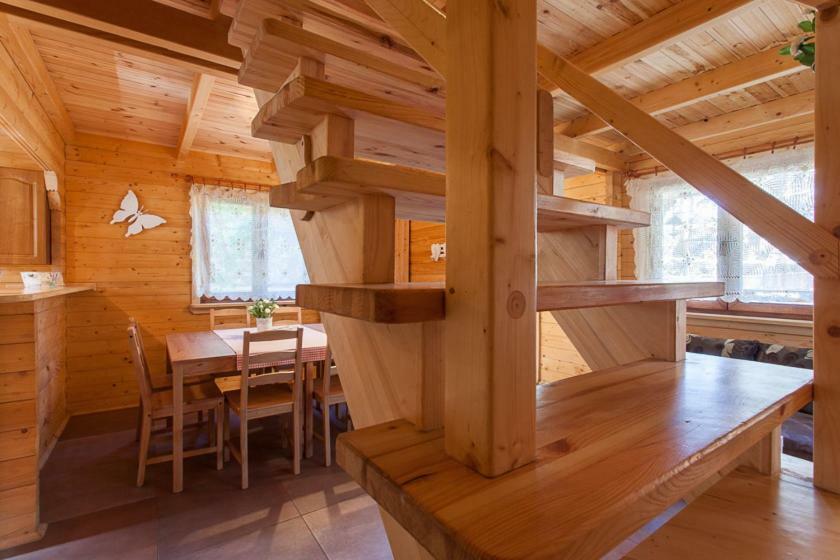 Sosnowa Mila - Domy I Apartamenty โปเบียโรโว ภายนอก รูปภาพ