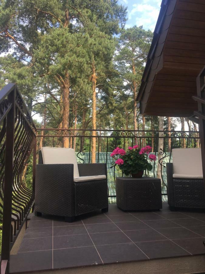 Sosnowa Mila - Domy I Apartamenty โปเบียโรโว ภายนอก รูปภาพ