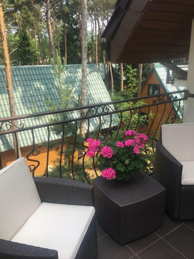Sosnowa Mila - Domy I Apartamenty โปเบียโรโว ภายนอก รูปภาพ